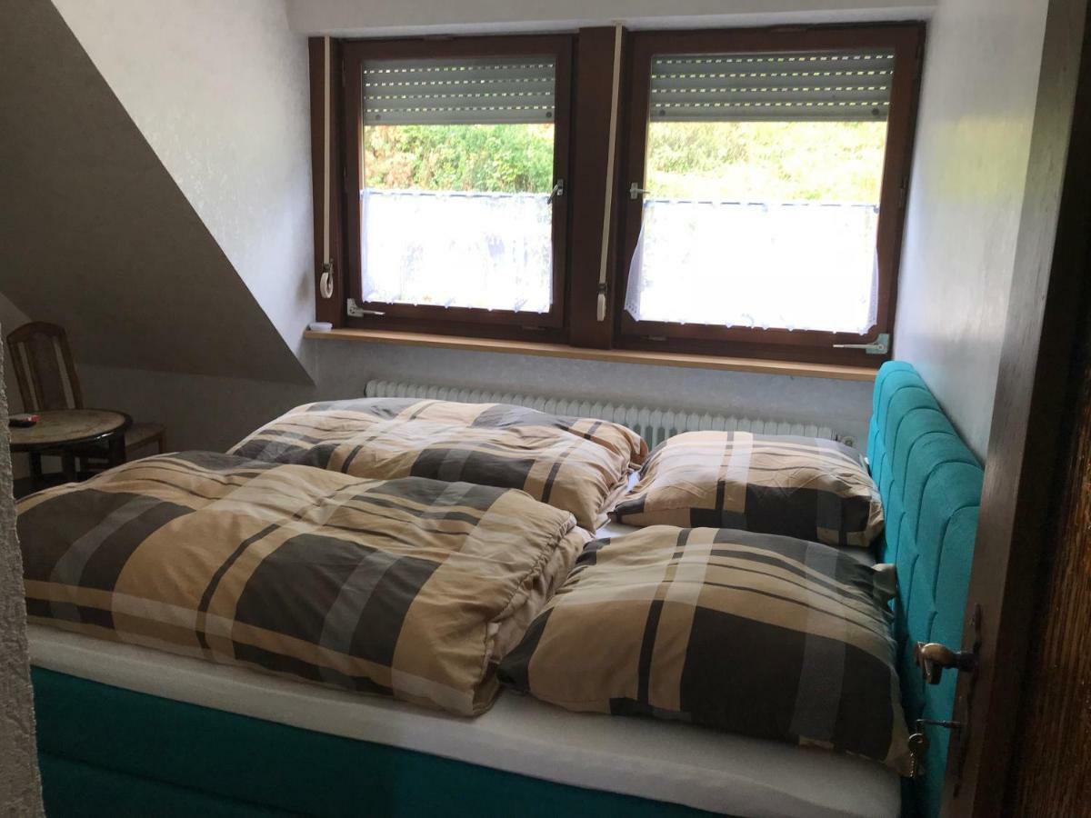 Ferienwohnung Beim Winzer Zell Exterior foto