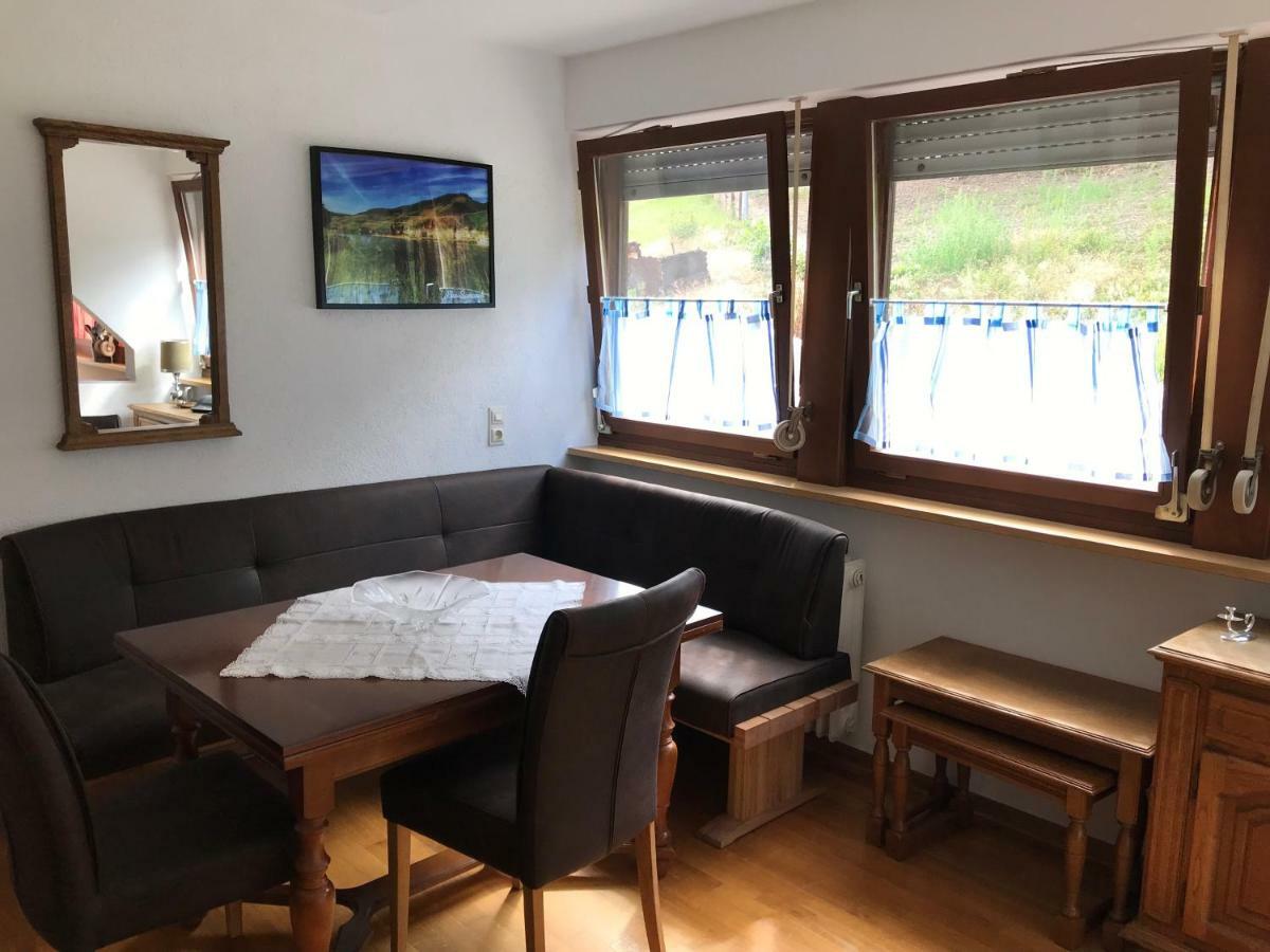 Ferienwohnung Beim Winzer Zell Exterior foto
