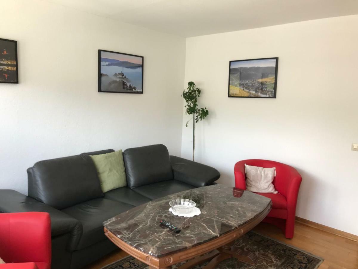 Ferienwohnung Beim Winzer Zell Exterior foto